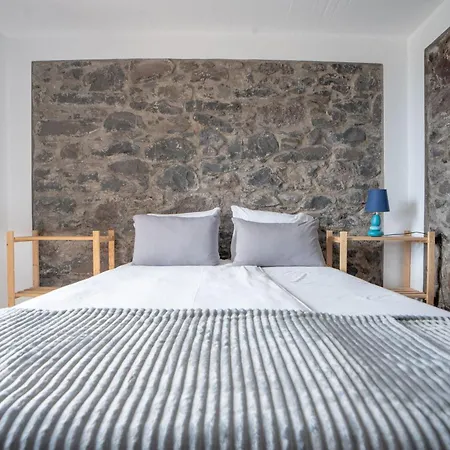 Faja Stone House By Lovelystay