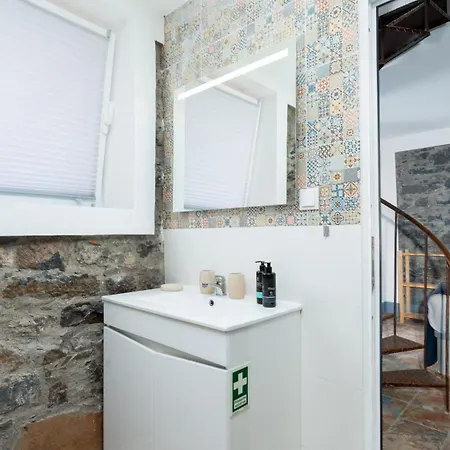 Faja Stone House By Lovelystay Holiday home