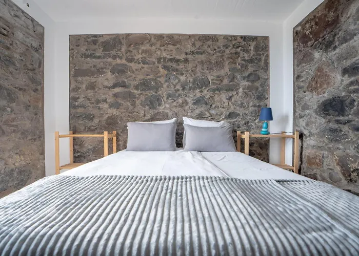 Faja Stone House By Lovelystay