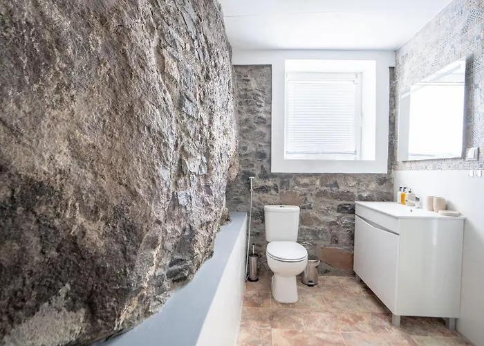 بيت للعطل Faja Stone House By Lovelystay أركو دا كالهيتا